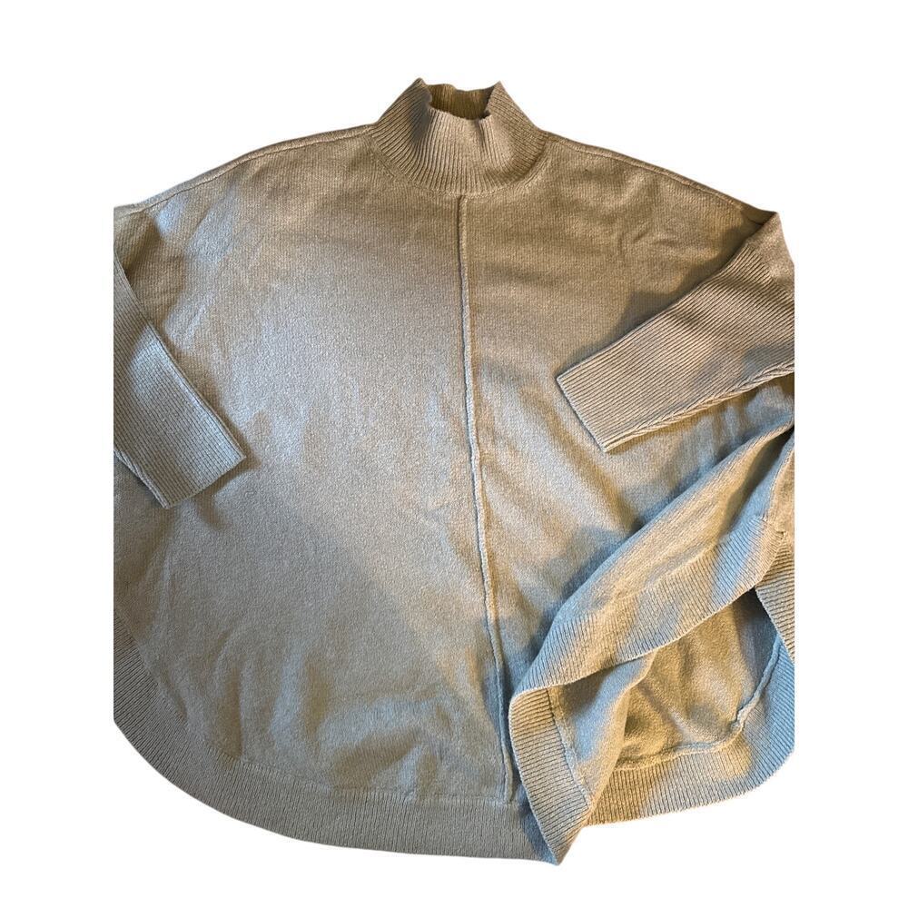 LOFT ANN TAYLOR SWEATER - size PETITE SMALL